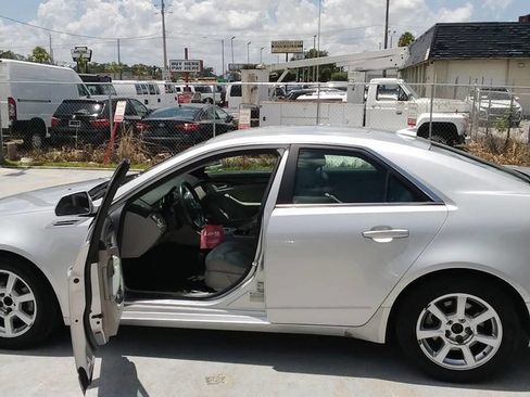 Used 2009 Cadillac CTS 3.6 image 7