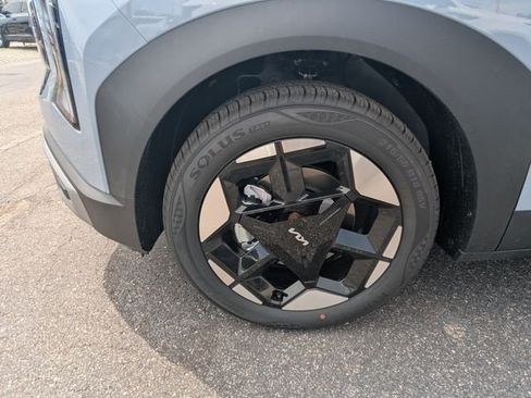 New 2027 Kia Seltos S FWD image 11