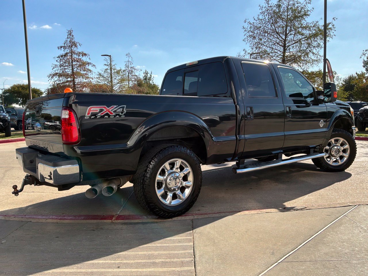 Used 2015 Ford F250 Lariat w/ Lariat Ultimate Package AWD/4WD image 6