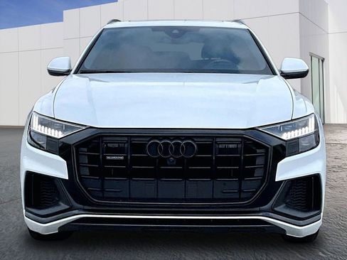 Used 2019 Audi Q8 Prestige w/ Luxury Package image 10