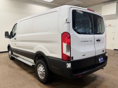 Used 2024 Ford Transit 250 Low Roof AWD w/ Exterior Upgrade Package image 3