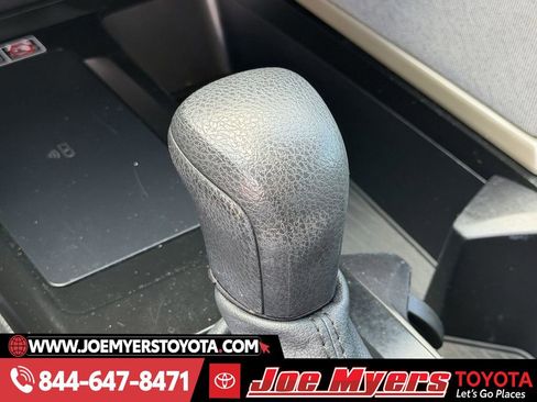 Used 2025 Toyota Camry LE image 21