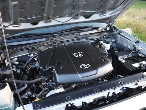 Used 2013 Toyota Tacoma PreRunner w/ SR5 Pkg RWD image 56