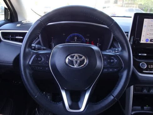 Certified 2025 Toyota Corolla Cross XLE w/ Convenience Package FWD image 24