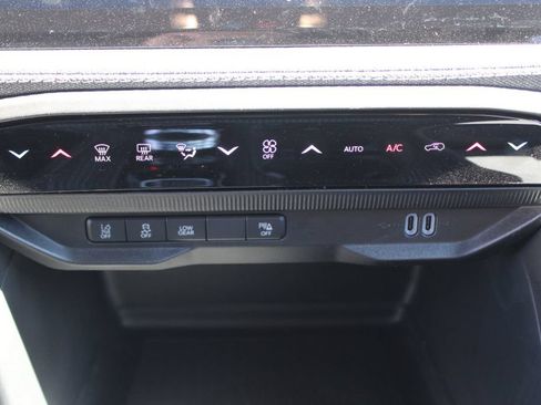 New 2026 Jeep Cherokee Laredo AWD/4WD image 19
