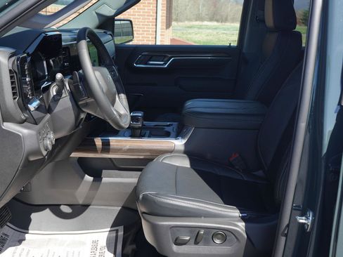 New 2026 Chevrolet Silverado 1500 LT Trail Boss w/ Convenience Package II AWD/4WD image 25