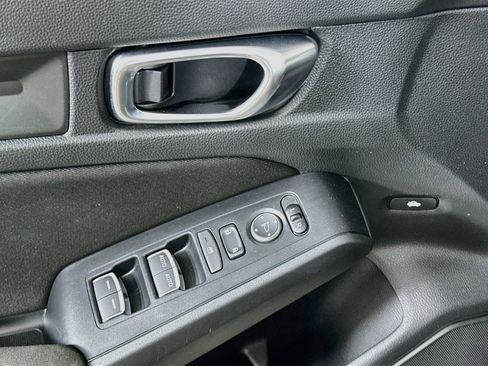 Used 2025 Honda Civic Sport image 15