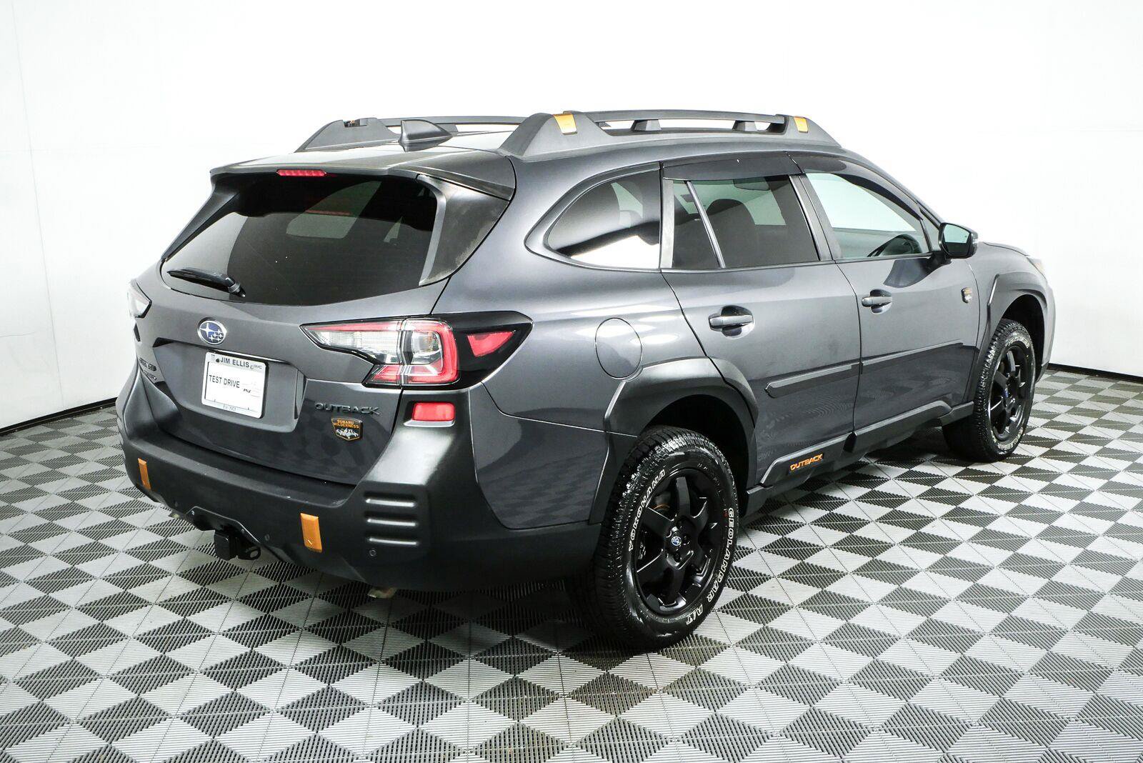 Used 2023 Subaru Outback Wilderness AWD/4WD image 3