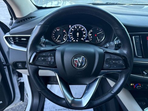 Used 2022 Buick Enclave Avenir image 23