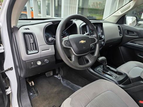 Used 2016 Chevrolet Colorado W/T w/ WT Convenience Package AWD/4WD image 9