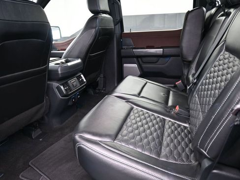 Used 2022 Ford F150 Lariat w/ Equipment Group 502A High image 18