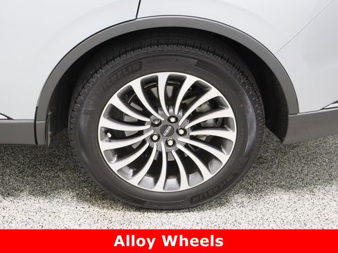 Used 2024 Lincoln Aviator 2WD w/ Premium Package image 10