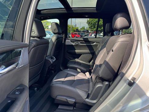Used 2020 Cadillac XT6 Premium Luxury AWD/4WD image 10