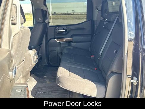 Used 2022 GMC Sierra 1500 Elevation w/ LPO, Elevation Black Package image 23