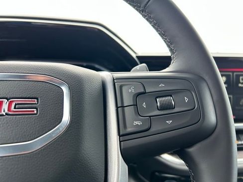 New 2026 GMC Sierra 1500 SLT image 35