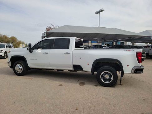 Used 2024 Chevrolet Silverado 3500 LTZ image 3
