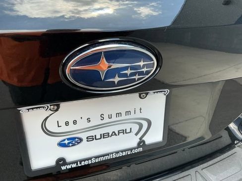 Certified 2024 Subaru Outback Limited AWD/4WD image 4