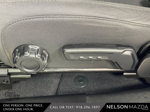 Used 2022 Jeep Wrangler Sport S image 20