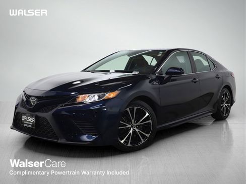 Used 2019 Toyota Camry SE w/ Convenience Package image 1
