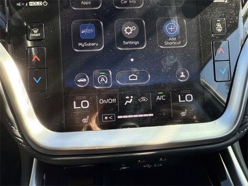 Used 2021 Subaru Outback Premium image 12