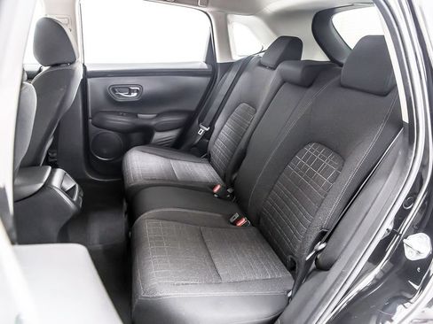 Used 2023 Honda HR-V LX image 29