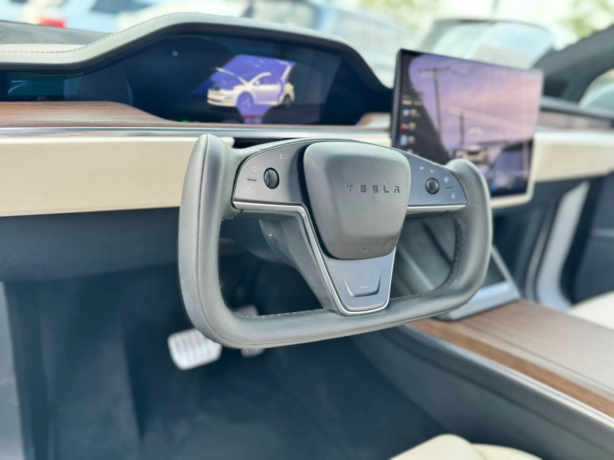 Used 2022 Tesla Model X AWD/4WD image 23