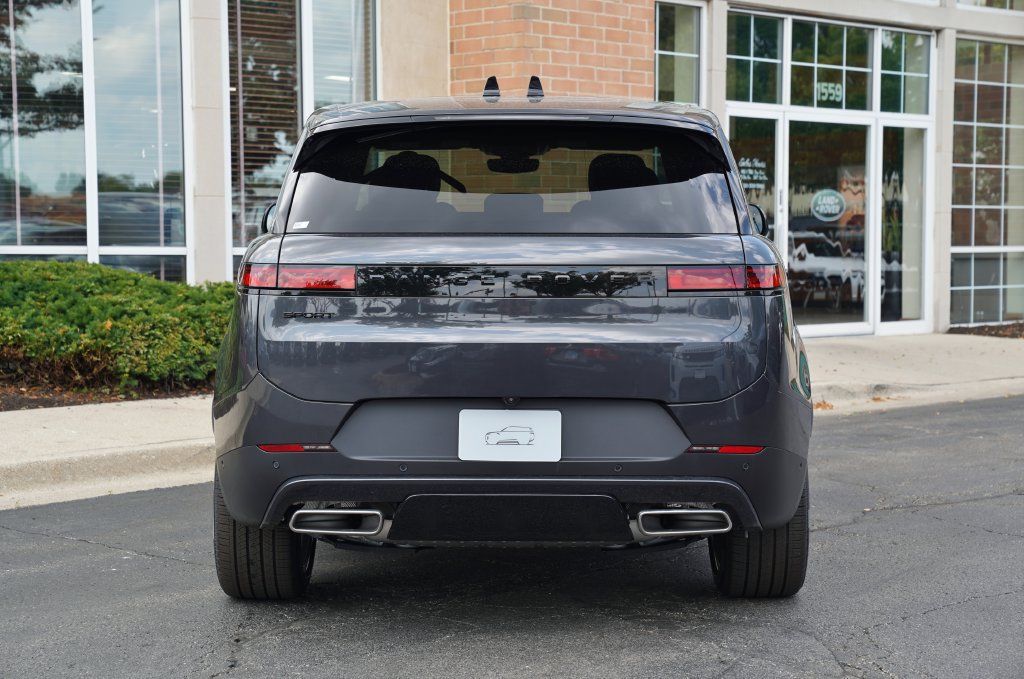 New 2026 Land Rover Range Rover Sport SE AWD/4WD image 5