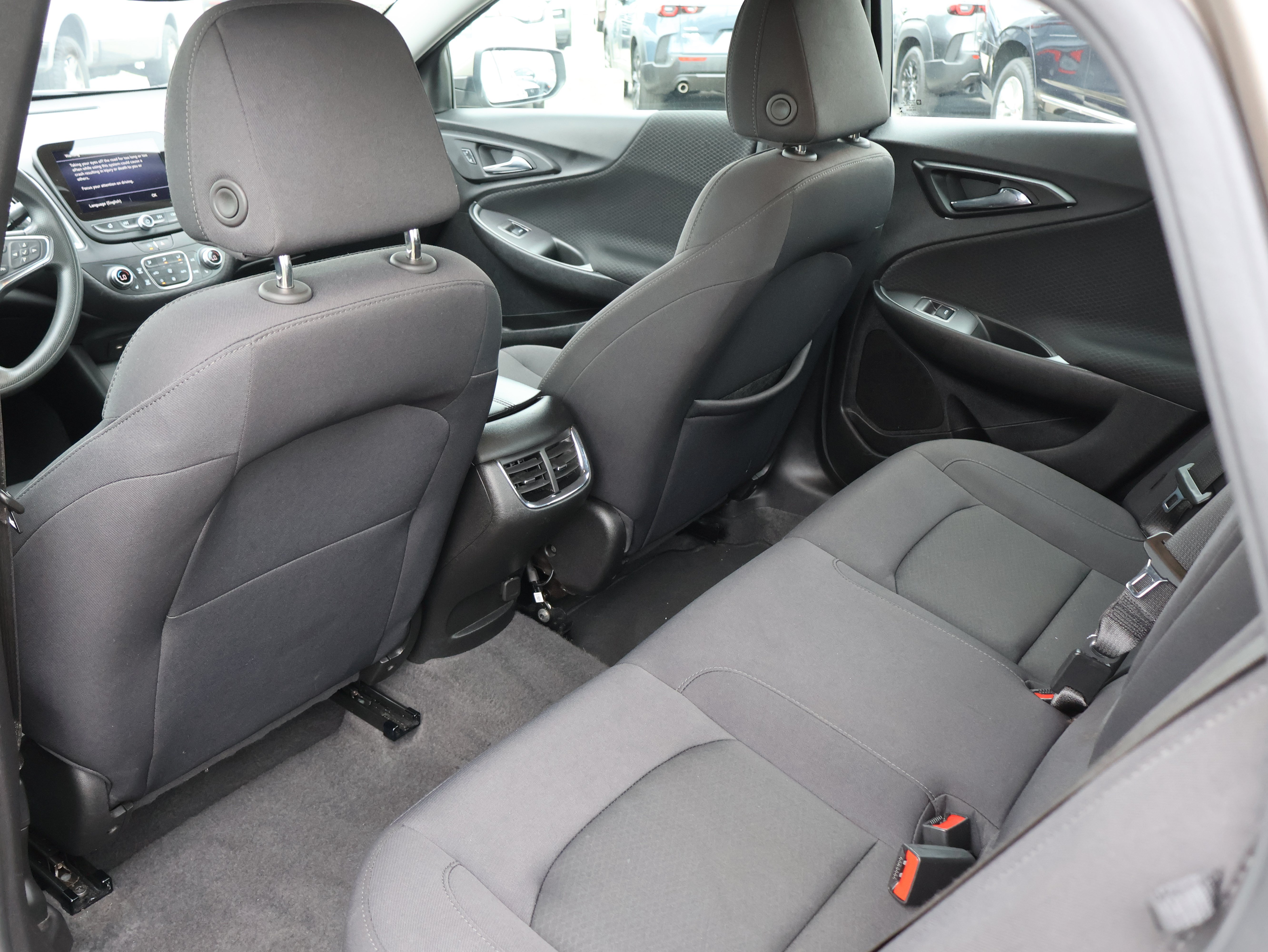 Used 2025 Chevrolet Malibu LT FWD image 14