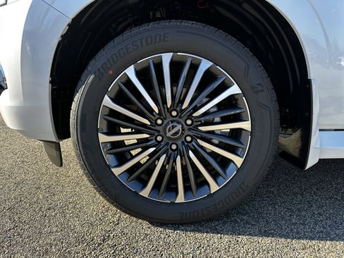 New 2026 Nissan Armada Platinum Reserve w/ Accent Package image 11