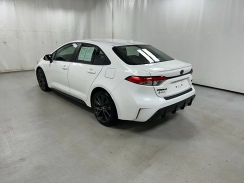 Used 2024 Toyota Corolla SE FWD image 7