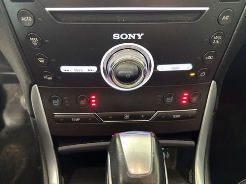 Used 2018 Ford Edge Titanium w/ Equipment Group 301A image 23