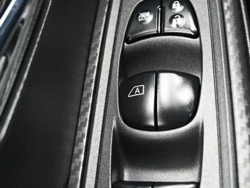 Used 2024 Nissan Versa SV FWD image 21