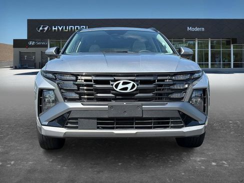 Used 2025 Hyundai Tucson SEL FWD image 2