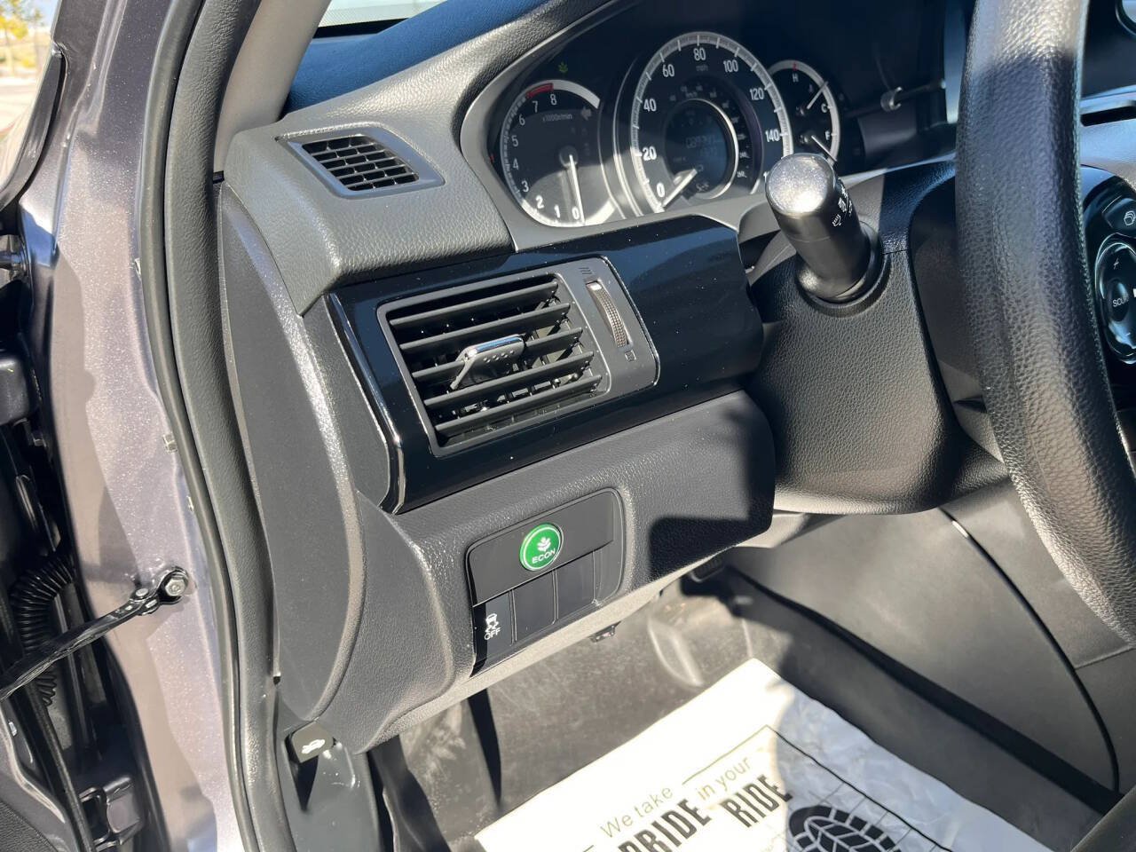 Used 2017 Honda Accord LX image 17