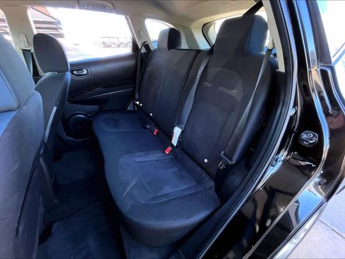 Used 2015 Nissan Rogue S w/ Convenience Package image 16