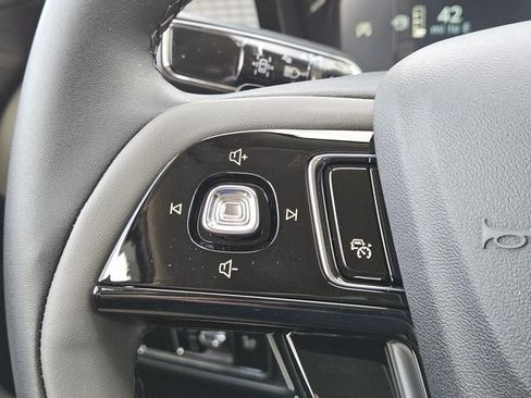 New 2026 Lincoln Corsair Premiere image 13