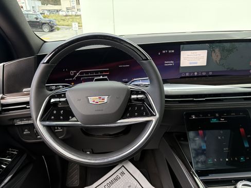 New 2026 Cadillac Escalade Luxury w/ Touring Package image 20