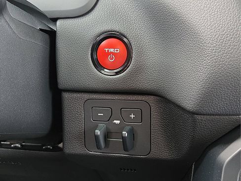 Used 2026 Toyota Sequoia TRD Pro AWD/4WD image 22