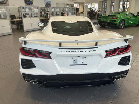 New 2026 Chevrolet Corvette Stingray Coupe w/ Z51 Performance Package RWD image 6