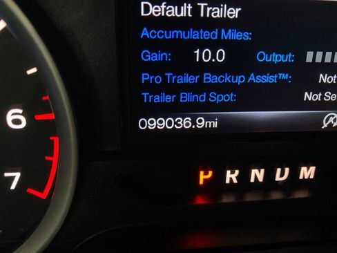 Used 2018 Ford F150 XLT w/ Equipment Group 302A Luxury AWD/4WD image 11