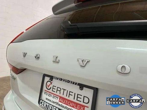 Used 2023 Volvo XC60 B5 Plus image 95