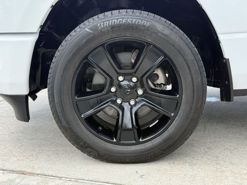 Used 2023 RAM 1500 Lone Star AWD/4WD image 11