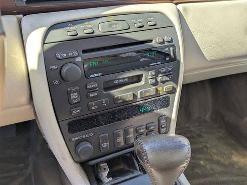 Used 1999 Cadillac Eldorado w/ Comfort/Convenience Pkg FWD image 19