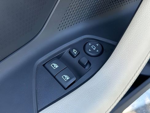 New 2026 BMW 230i Coupe w/ Convenience Package RWD image 17