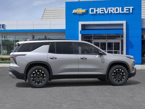 New 2027 Chevrolet Traverse Z71 w/ LPO, Floor Liner Package AWD/4WD image 5
