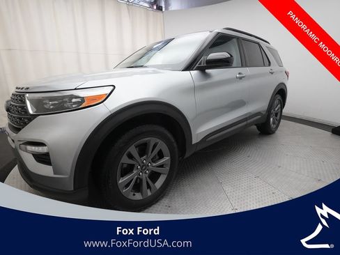 Used 2023 Ford Explorer XLT w/ Equipment Group 202A AWD/4WD image 1