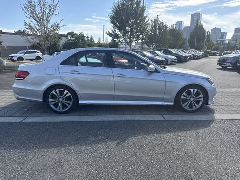 Used 2014 Mercedes-Benz E 350 Sedan image 6