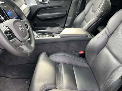 Used 2024 Volvo XC60 T8 Ultimate image 28