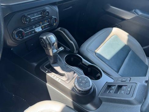Used 2022 Ford Bronco Outer Banks AWD/4WD image 21