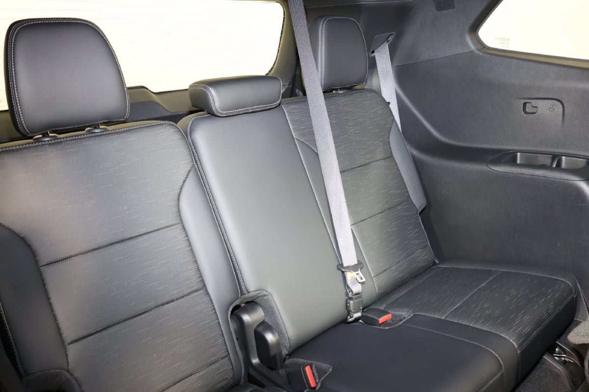 Used 2026 Buick Enclave Sport Touring AWD/4WD image 43